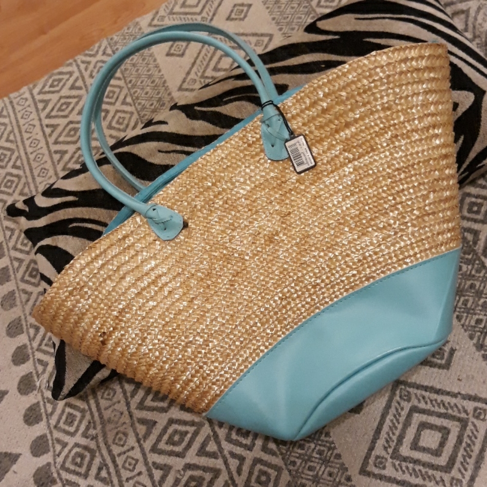 Straw tote